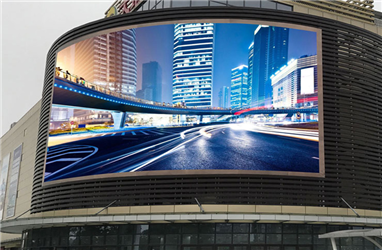 某时代广场P5户外弧形LED显示屏